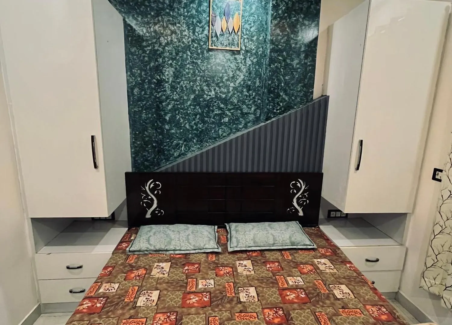 Luxury 1 Bhk Flat In New Delhi Apartment