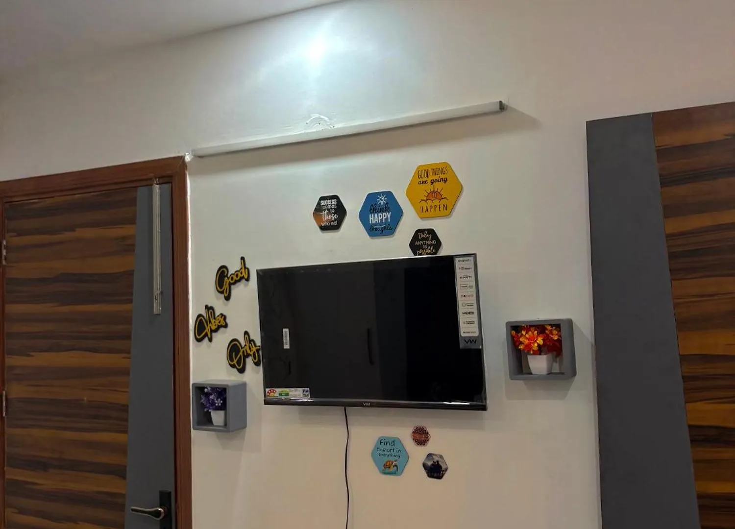Luxury 1 Bhk Flat In New Delhi Apartment