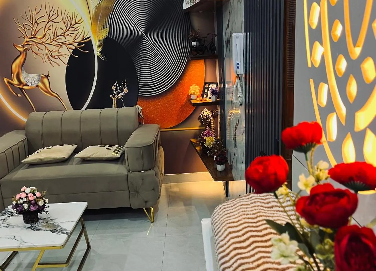 Luxury 1 Bhk Flat In New Delhi Apartment