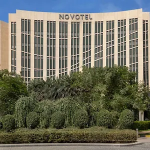 Novotel Aerocity מלון