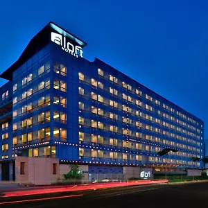 Aloft Aerocity מלון